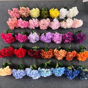 Bouquet di fiori artificiali di ortensie a cinque teste fatto a mano per decorazioni per la casa dell'hotel di nozze per la laurea di ringraziamento floreale - Product Image 1