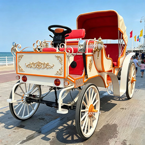 Carruaje de Caballos para Turismo con Decoración Personalizada Estilo Cuento de Ensueño para Puntos Turísticos, Ceremonias Románticas y Transporte de Visitantes - Product Image 1