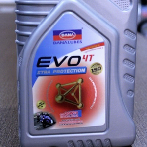 Huile de base vierge SN500, fournisseur de lubrifiants automobiles aux Émirats arabes unis pour l'Inde, le Pakistan, le Bangladesh, l'Afrique, Durban, le Kenya, l'Algérie, le Nigéria - Product Image 1