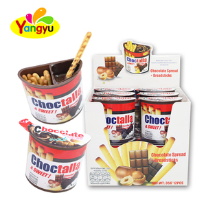 Nouveauté : Boîte de présentation de 12 bâtonnets de biscuits à tremper dans la crème au chocolat et aux noisettes, en vrac, vente en gros - Product Image 1