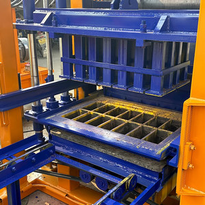 Macchina Automatica per la Produzione di Blocchi e Mattoni Forati in Calcestruzzo con Componenti PLC 220V a Buon Prezzo - Product Image 3