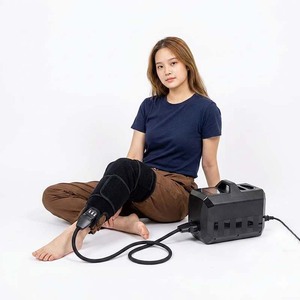 Máquina <span class=keywords><strong>de</strong></span> <span class=keywords><strong>Terapia</strong></span> <span class=keywords><strong>de</strong></span> Compresión Fría y Caliente con Circulación <span class=keywords><strong>de</strong></span> Agua, para Después <span class=keywords><strong>de</strong></span> una Cirugía <span class=keywords><strong>de</strong></span> <span class=keywords><strong>Rodilla</strong></span> - Product Image 1