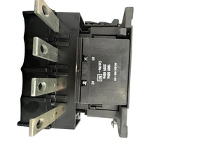 Contacteur <span class=keywords><strong>tetrapolaire</strong></span> EK210 300A 600V Bobine 190-220V pour PLC - Product Image 3