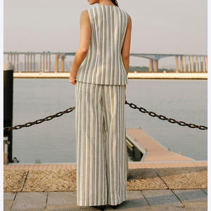 कस्टम ग्रीष्मकालीन महिला व्यवसाय सूट दो टुकड़े सेट स्लीवलेस बनाम गर्दन स्ट्रिप्ड शीर्ष चौड़े पैर पैंट कार्यालय सुंदर - Product Image 3