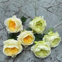Hochwertige Großhandels-Seidenrosen mit 3 Köpfen, Künstliche Blumen für Heim, Hochzeit, Party und Event-Dekoration