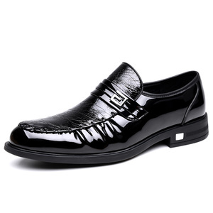 Mocasines de charol para hombre con punta, sin cordones, ligeros, con hebilla decorativa, para todas las estaciones, calzado casual - Product Image 5