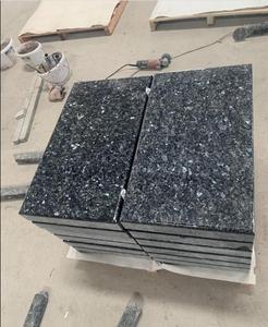 Pierre tombale plate en granit bleu perle / rouge indien, monuments funéraires - Product Image 1