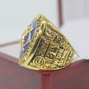 Vente en gros - Bague <span class=keywords><strong>de</strong></span> sport hip-hop personnalisée en alliage plaqué argent 925 avec strass en <span class=keywords><strong>cristal</strong></span>, modèle Chicago Little Bear Champion 2016, unisexe, cadeau - Product Image 4