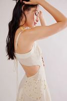 Été 2024 robe de plage bohème femmes dame élégante casual sexy dames boho dos nu blanc long vêtements de plage grande taille pour la thaïlande
