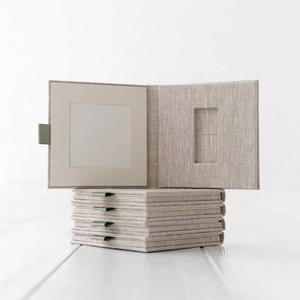 Caja de Regalo de Tela de Lino <span class=keywords><strong>para</strong></span> Memoria USB con Diseño de Boda <span class=keywords><strong>para</strong></span> Fotógrafo - Product Image 1