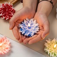 Kreative Geschenke in Form von Duftkerzen Romantische Geburtstagsatmosphäre Indoor Blumenduftkerzen für Räume