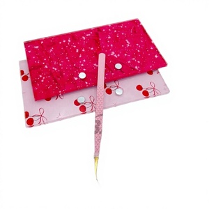 Pince à épiler magnétique en acrylique pour cils, motif léopard rose, vente en gros, logo personnalisé, outil de beauté durable, forme cœur - Product Image 3