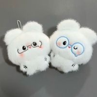 Porte-clés en peluche lapin blanc mini moelleux de 8 cm avec lunettes, pendentif lapin mignon pour sac à dos, logo personnalisé OEM, vente en gros