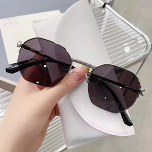 8293 #   Gafas de Sol de Alta Calidad, Clásicas, de Marca, de Lujo, Polarizadas - Product Image 4