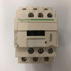 Prodotti originali originali CAD32P7C AC230V <span class=keywords><strong>3</strong></span> Open <span class=keywords><strong>2</strong></span> Closed PLC relè di controllo relè intermedio - Product Image 1