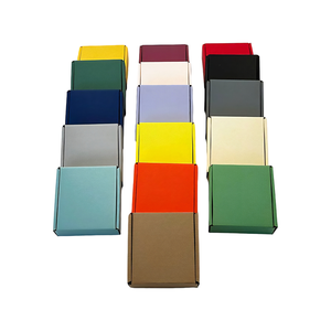 กล่องฟองน้ำทำจากกระดาษลูกฟูกสีสันสดใสพิมพ์ลายการ์ตูนพิมพ์โลโก้ที่กำหนดเองสำหรับใส่เสื้อผ้าหรูหราระดับไฮเอนด์ - Product Image 2