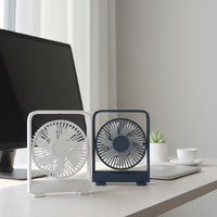 Mini ventilateur électrique de bureau innovant portable pour école électrique puissant alimenté par USB ventilateur de bureau carré rechargeable à batterie froide
