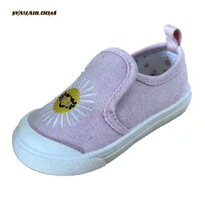 2023 ilkbahar ve sonbahar esnek kanvas ayakkabılar loafer'lar bebek anaokulu kapalı kanvas ayakkabılar vulkanize