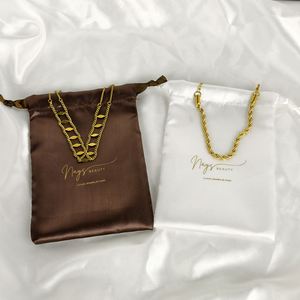 Sacs cadeaux en satin noir personnalisés avec logo, en satin de soie, pour bijoux, bonbons, perruques, extensions de cheveux, emballage, pochettes à cordon pour bijoux - Product Image 6