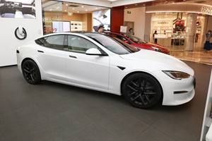 低マイルが使用2021年のテスラモデルが使用された格安車を長距離 - Product Image 4