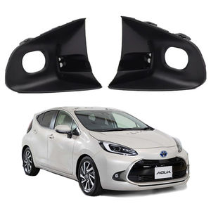 Cubierta de luz antiniebla del parachoques delantero apta para <span class=keywords><strong>Toyota</strong></span> Aqua <span class=keywords><strong>Prius</strong></span> <span class=keywords><strong>C</strong></span> <span class=keywords><strong>2022</strong></span> 2023 lámpara antiniebla FogLight bisel agujero piezas de automóvil - Product Image 1