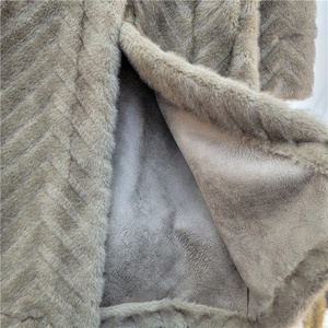 OUDINA Giacca Invernale Lunga Casual Calda a Spina <span class=keywords><strong>di</strong></span> Pesce Ecologica in Finta <span class=keywords><strong>Pelliccia</strong></span> <span class=keywords><strong>di</strong></span> <span class=keywords><strong>Visone</strong></span> per Donne - Product Image 5