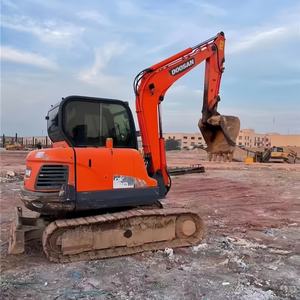 حديقة صغيرة حفر آلة الأصلي اليابانية المحرك حفارة مصغرة حفار مستخدم دوسان DH60-7 عجلة حفارة هيدروليكية - Product Image 1