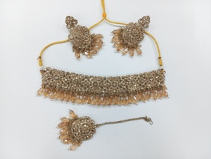 Ensemble de colliers bijoux indiens ensemble de mariage perlé de mariée à la mode avec boucles d'oreilles à motif de cloche de perles mode en gros - Product Image 3