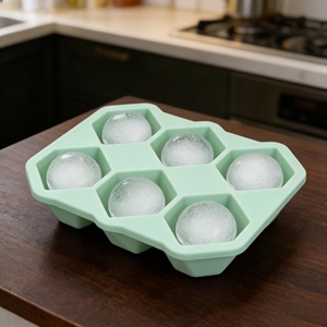 Moule à glaçons en silicone de grande taille, écologique, portable, de haute qualité, avec couvercle amovible et logo personnalisé - Product Image 2