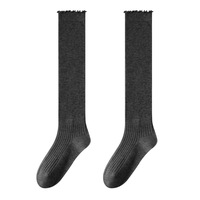Chaussettes empilées traitées et personnalisées Chaussettes de mollet blanches avec embellissements d'oreille en bois Bottes longues Chaussettes mi-longues