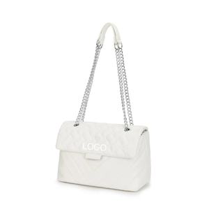 Bolso cruzado minimalista con cadena de lujo para mujer, bandolera de hombro versátil para todos los días - Product Image 3