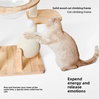 Arbre à chat en bois massif avec griffoir en sisal et maisonnette-capsule pour animaux d'intérieur
