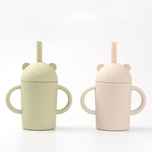 Gobelet à paille en silicone de qualité alimentaire pour bébé, anti-chute, pour l'apprentissage de la boisson, avec poignée amovible pour enfants - Product Image 1