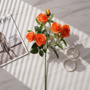 C-056 Flor de Rosa Artificial de Látex Hidratante con Múltiples Cabezas, Tacto Real, para el Día de la Madre, Decoración de Sala de Estar, Gran Venta - Product Image 1