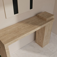 Table console en marbre naturel beige Brixton de KUMUSI FURNITURE