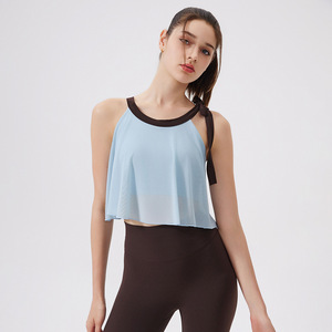 Débardeur de sport pour femme 2-en-1 avec nœud papillon, superposition en maille, séchage rapide, extensible, rembourré, pour fitness et yoga, sans manches, coupe courte, vente en gros - Product Image 1
