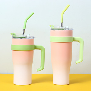 Vaso térmico <span class=keywords><strong>de</strong></span> acero inoxidable <span class=keywords><strong>de</strong></span> 40 oz con asa, tapa y pajita, para café helado, para coche, botella con aislamiento al vacío y diseño degradado - Product Image 4