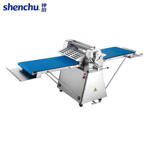 Laminoir à pâte commercial pour la fabrication de croissants et de pâtisseries danoises - Product Image 1