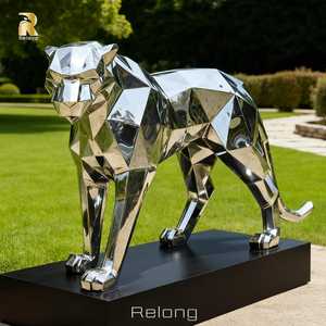 Estátua Escultural de Leopardo em Aço Inoxidável em Tamanho Real com Design Geométrico à Venda - Product Image 2