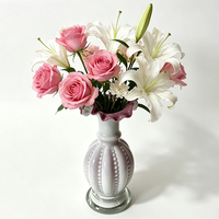 Vase à fleurs en verre soufflé à la main, rose à volants, écologique, avec corps côtelé perlé, support pour bourgeons, idéal pour centre de table de mariage et décoration intérieure