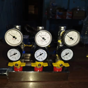 Collecteur d'eau 10 en 10 sorties avec système de surveillance du débit - Product Image 1