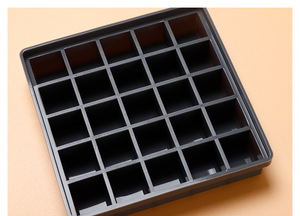 Nouveautés : Moule à glaçons en silicone transparent à 25 compartiments, petit format, personnalisé, avec couvercle - Product Image 6