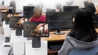 Robot Educativo Temi S1 para Niños, Aprendizaje y Enseñanza, Pantalla Táctil de 13.3 Pulgadas, Resolución 1920x1080, Carga Automática, Programación Robótica