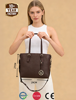 Sac fourre-tout en cuir PU marron personnalisable WKP4797 WEEKS avec bandoulière réglable et breloque logo - Sac à main grande capacité pour femme OEM/ODM