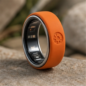 Coque Orange Sunburst pour Oura Ring 4 Gen 3, Protection en Silicone avec Logo Personnalisé, Emblème Radiant, Teinte Sportive Lumineuse - Product Image 1