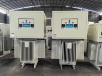 Stabilisateur triphasé AC en cuivre 50Hz/60Hz à bain d'huile 500KVA 800KVA avec réservoir scellé pour chantiers navals, postes de transformation et fabricants d'équipements électriques (OEM)