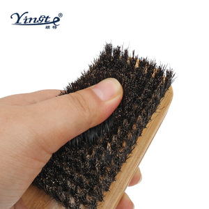 Cepillo para zapatos Yinste con cerdas de jabalí y mango de madera maciza para limpiar zapatos de cuero y deportivos - Product Image 4