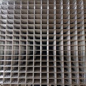 5.8m x 2.2m Link 7ft Sıcak Fırsat Ucuz Fiyat 4mm Tel Çaplı Kuş Kafesi Panelleri Çiftlik Çiti Demir Tel 1m X 2m Kaynaklı Tel Örgü Panel - Product Image 1