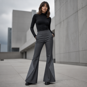 Pantalones de mujer con paneles geométricos y incrustaciones de diamantes. Costuras en contraste, cintura ancha, silueta de campana espectacular - Product Image 5