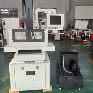 Cnc Edm Máquina perforadora <span class=keywords><strong>de</strong></span> agujeros pequeños Calidad <span class=keywords><strong>de</strong></span> Taiwán Máquina perforadora CNC EDM <span class=keywords><strong>de</strong></span> alta precisión XF3040 Diámetro <span class=keywords><strong>de</strong></span> perforación 0,3-6,0mm - Product Image 1